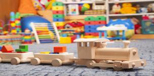 محل مستلزمات أطفال وألعاب تعليمية خشبية