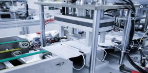 مصنع لإنتاج المستلزمات الطبية البسيطة