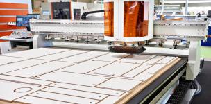 ورشة نحت خشب CNC للديكور